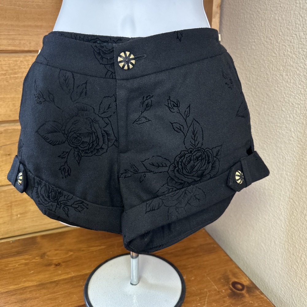 Just Johnson Women's 2 Wool Silk Lining Mini Shorts French‎ Chic Glam Cocktails